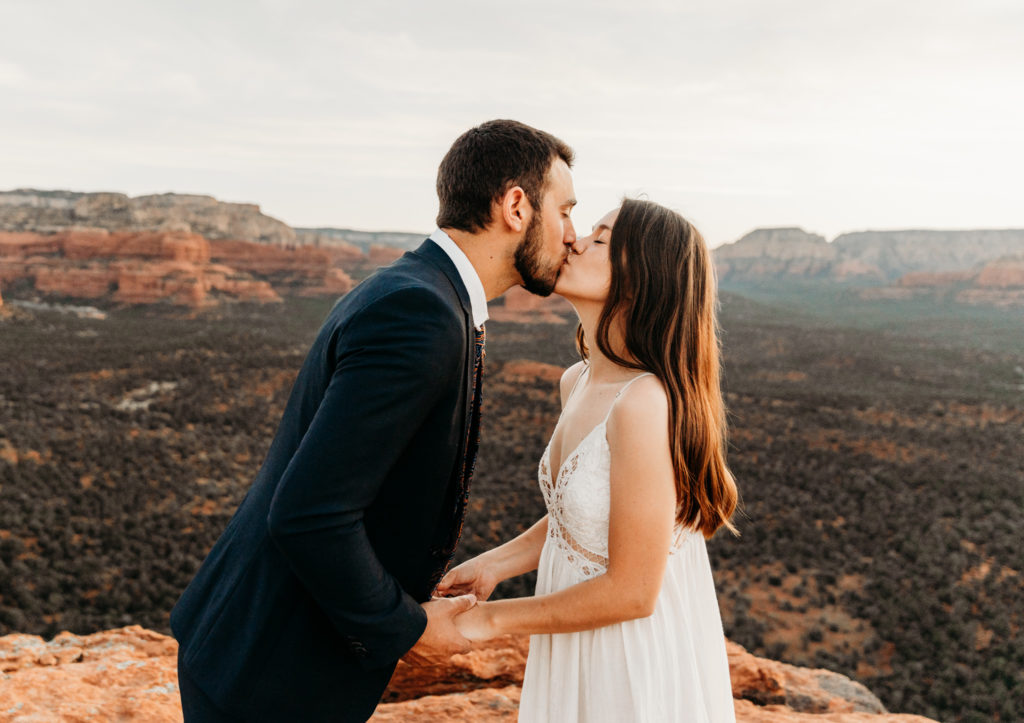 Bride and groom kissing at Arizona Elopement