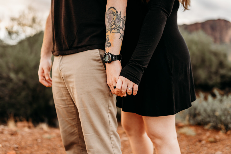 Engagement photographer in Lost Dutchman State Park