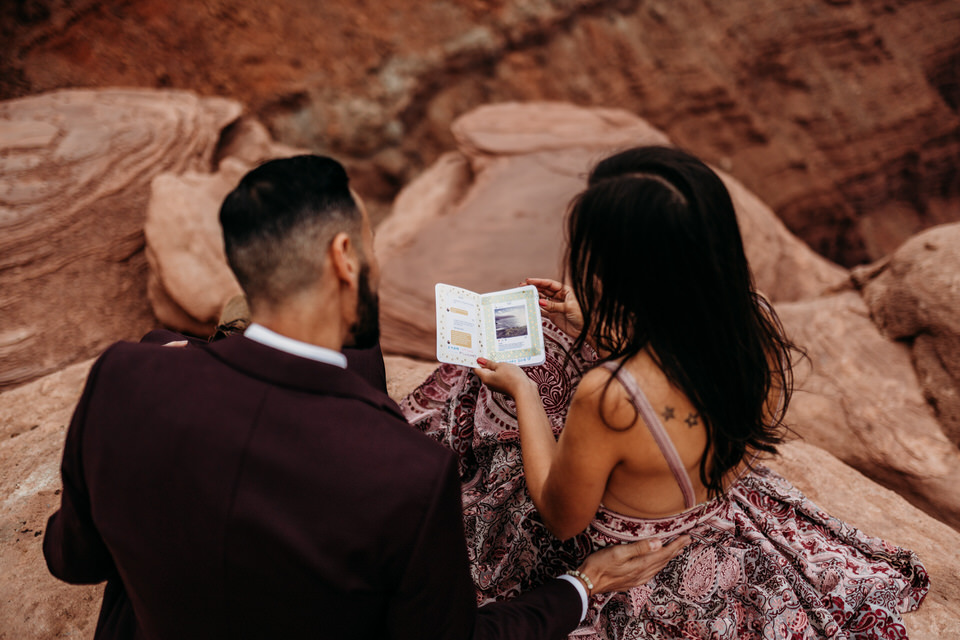 Moab-elopement-Utah14