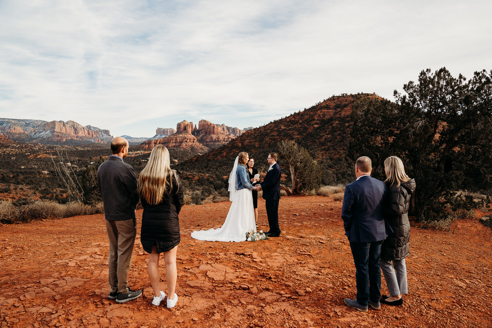 Cathedral Rock elopement ceremony in Sedona 