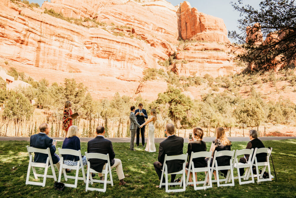 Karen Castor Photography, an elopement photographer who specializes in Sedona weddings, shares the best wedding venues in Sedona.