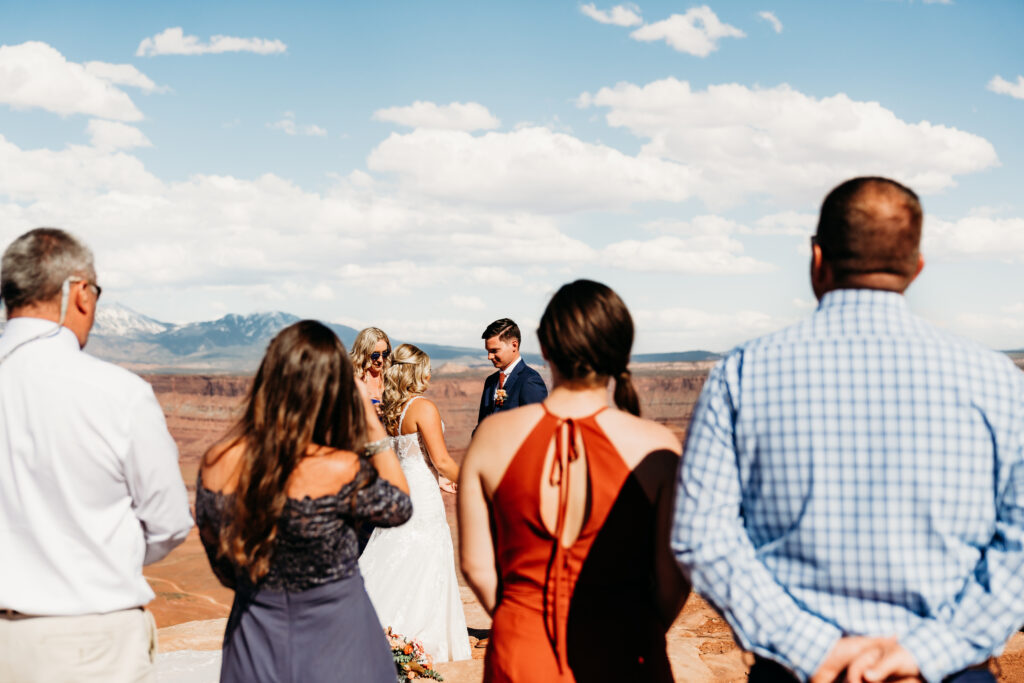 Karen Castor Photography, an elopement photographer who specializes in Sedona weddings, shares the best wedding venues in Sedona.