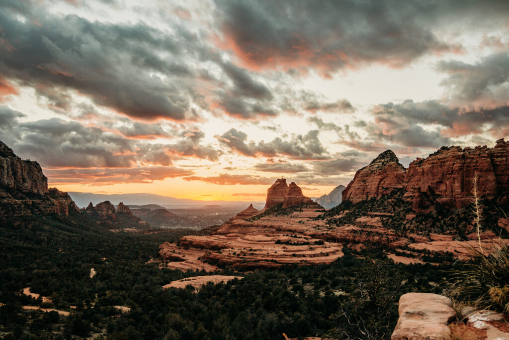 Ashley + Chad's Sedona Off-Roading Elopement was captured at sunset by Arizona-based elopement photographer, Karen Castor Photography.