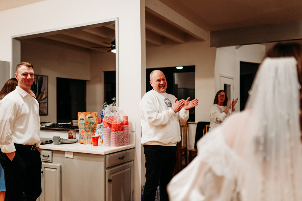 Allison + Thomas' Sedona Small Wedding was captured by Arizona-based elopement photographer, Karen Castor Photography.