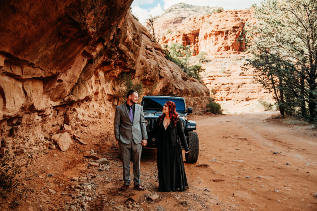 Ashley + Chad's Sedona Off-Roading Elopement was captured at sunset by Arizona-based elopement photographer, Karen Castor Photography.