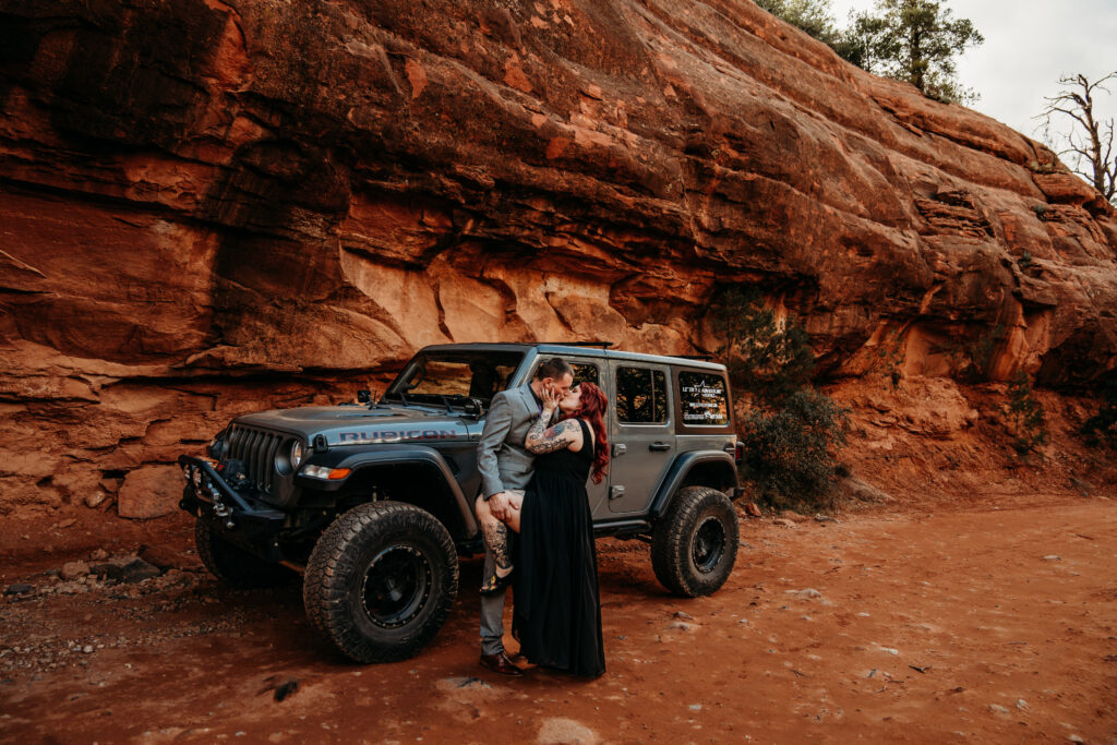Ashley + Chad's Sedona Off-Roading Elopement was captured at sunset by Arizona-based elopement photographer, Karen Castor Photography.