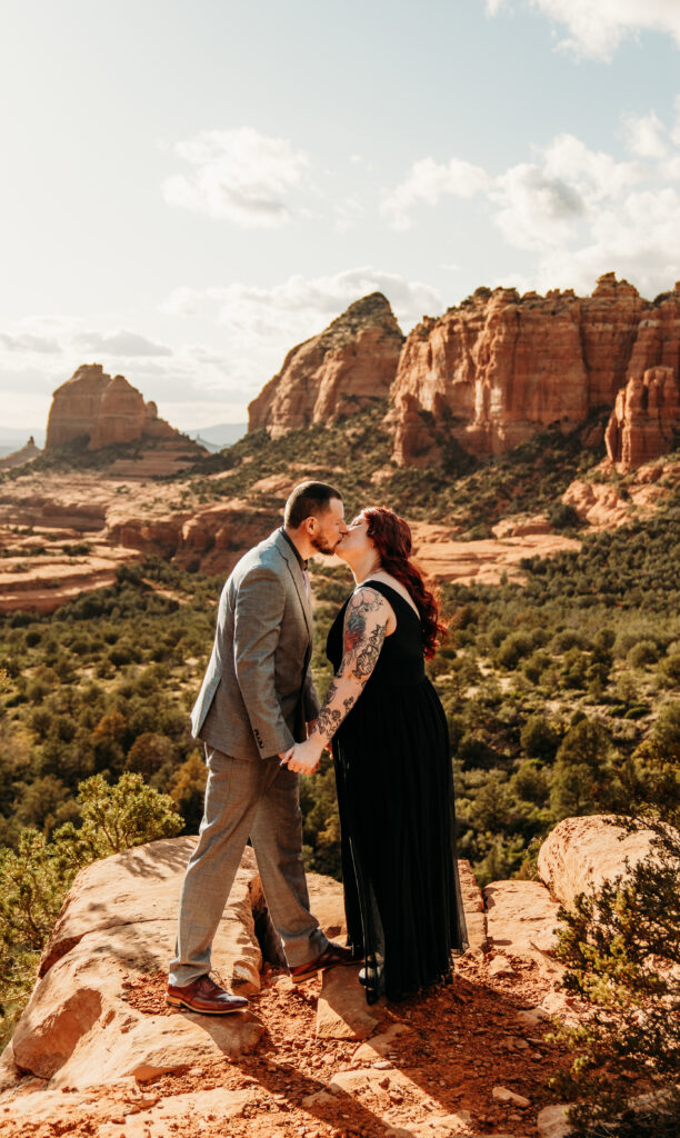 Ashley + Chad's Sedona Off-Roading Elopement was captured at sunset by Arizona-based elopement photographer, Karen Castor Photography.