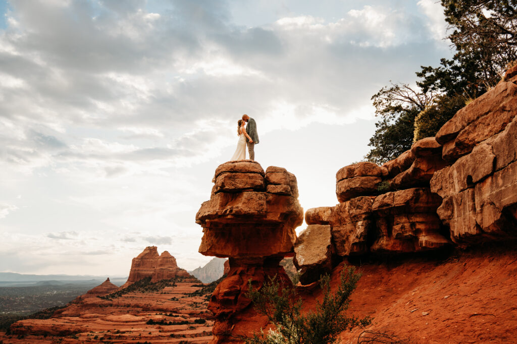 Arizona northern lights elopement featuring an intimate desert wedding day focused on presence and connection.