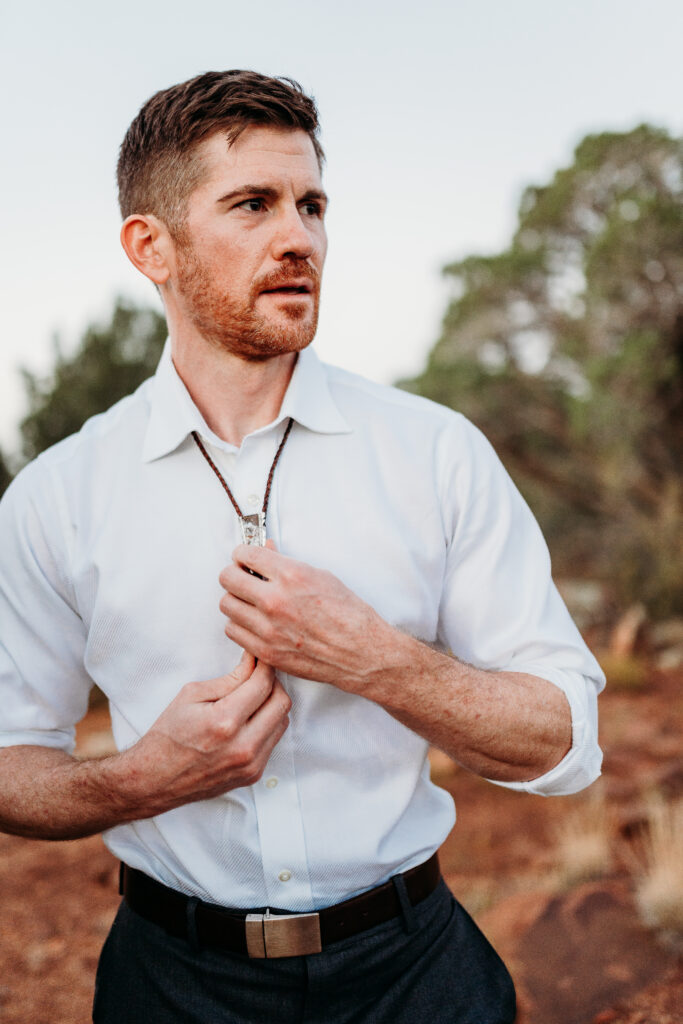 A Sedona adventure elopement featuring a sunrise hike, off-road Jeep experience, and sunset at Merry Go Round Rock.
