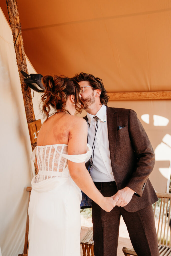 An off-road Sedona elopement adventure centered on connection, flexibility, and a stress free wedding day.