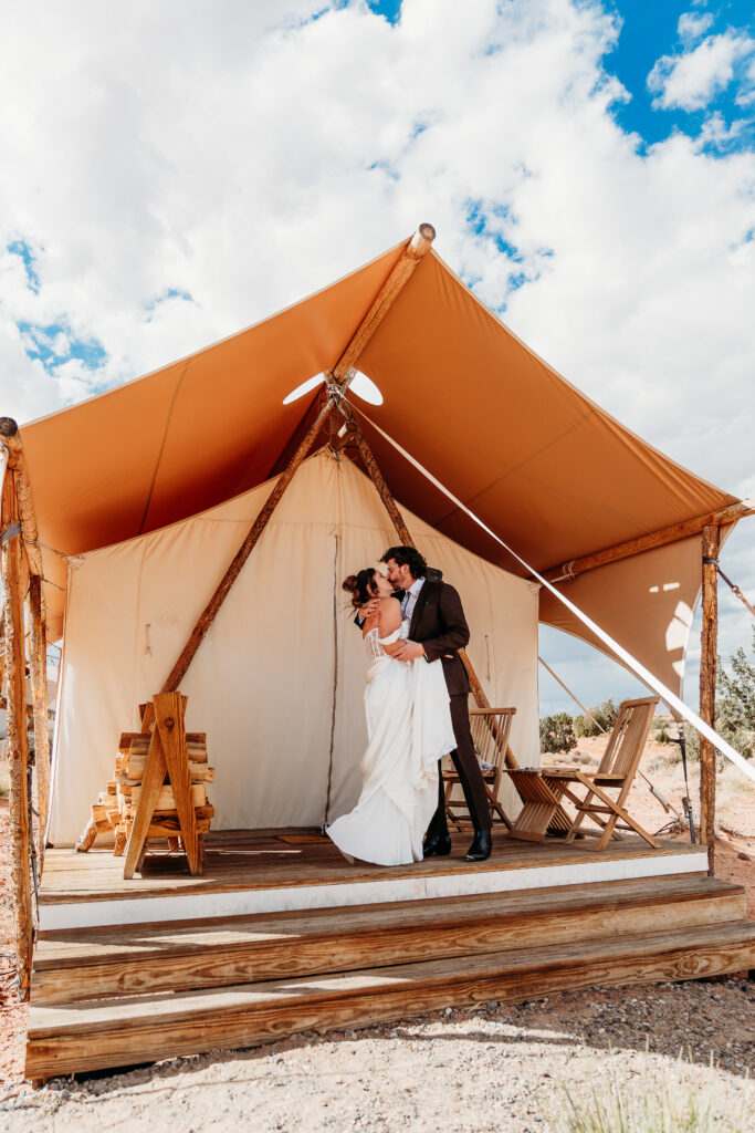 An off-road Sedona elopement adventure centered on connection, flexibility, and a stress free wedding day.