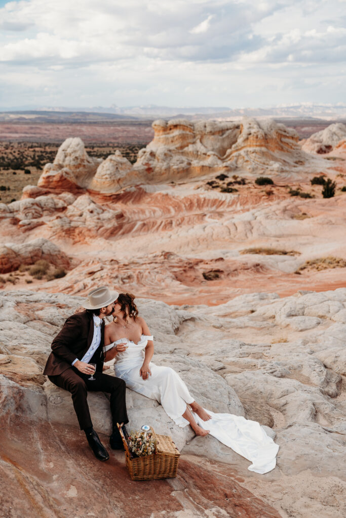 An off-road Sedona elopement adventure centered on connection, flexibility, and a stress free wedding day.