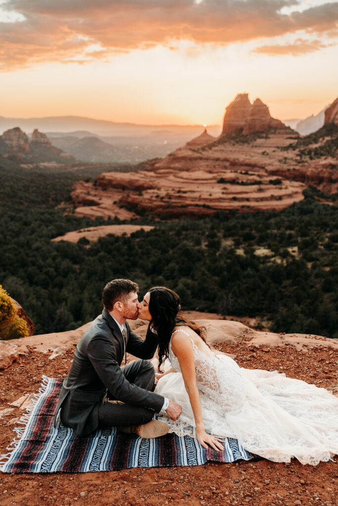 A Sedona adventure elopement featuring a sunrise hike, off-road Jeep experience, and sunset at Merry Go Round Rock.