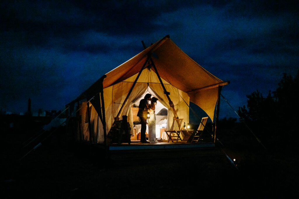 An off-road Sedona elopement adventure centered on connection, flexibility, and a stress free wedding day.