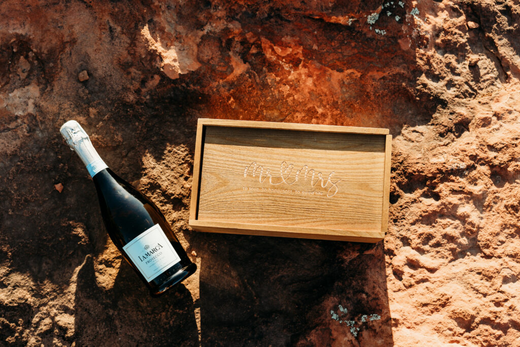 A backyard Sedona elopement with a sunrise hiking adventure and an intimate evening ceremony with family captured by Karen Castor Photography