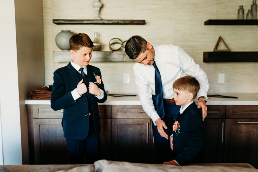 A backyard Sedona elopement with a sunrise hiking adventure and an intimate evening ceremony with family captured by Karen Castor Photography