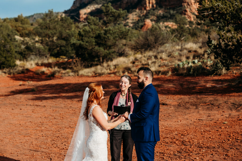 An all-day Sedona elopement designed for adventure, connection, and unforgettable desert views captured by Karen Castor Photography.